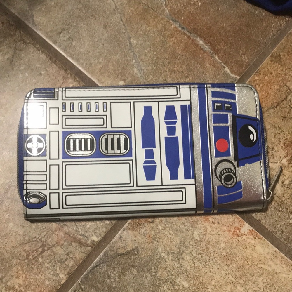 Hot Topic R2-D2 wallet (used)